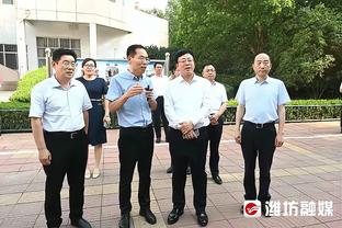 勒伯夫批马杜埃凯：禁区没人硬传中，跟我14岁在村里踢球时一样差